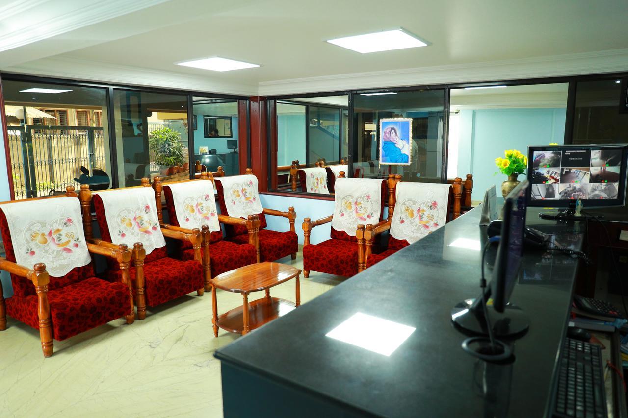 Hotel Elisa International Tourist Home Thiruvananthapuram Zewnętrze zdjęcie
