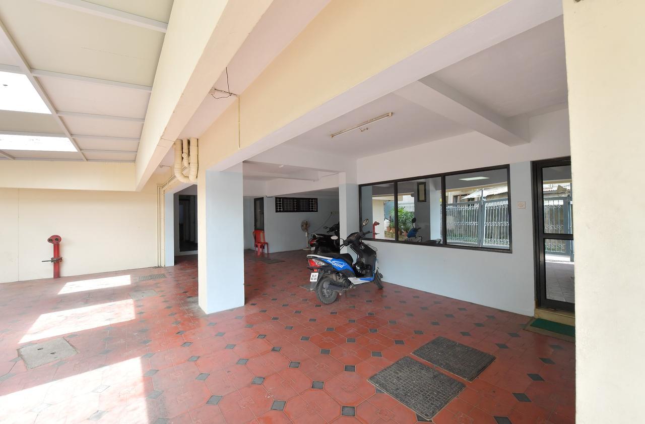 Hotel Elisa International Tourist Home Thiruvananthapuram Zewnętrze zdjęcie