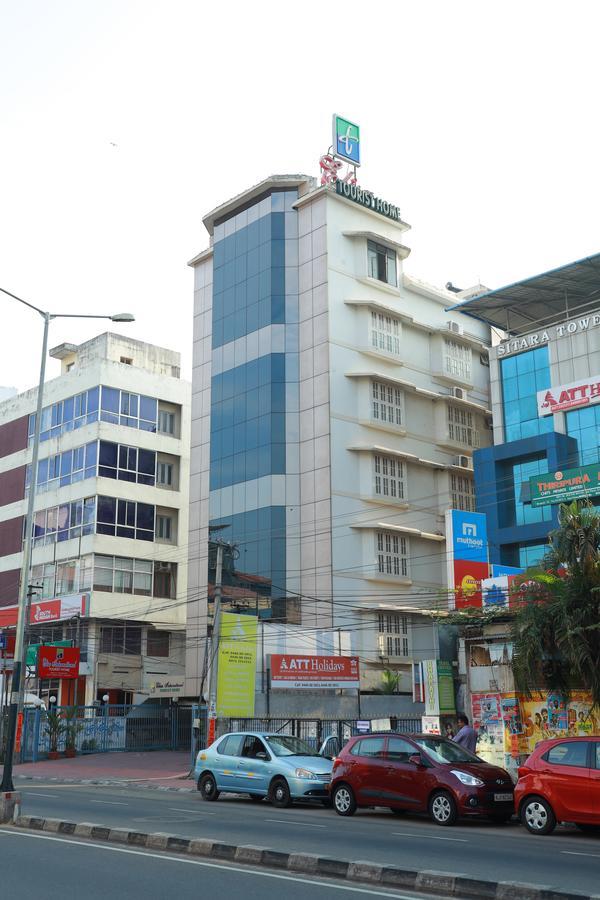 Hotel Elisa International Tourist Home Thiruvananthapuram Zewnętrze zdjęcie