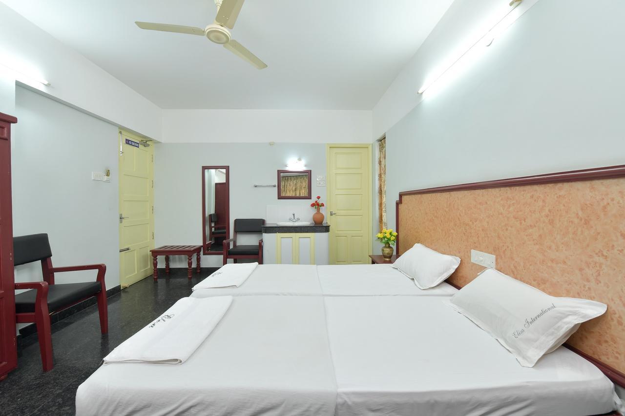Hotel Elisa International Tourist Home Thiruvananthapuram Zewnętrze zdjęcie